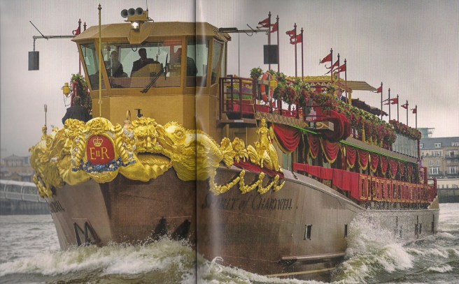 Queen's Barge 1 001 (3)